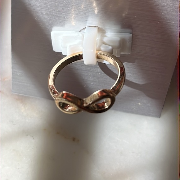 Nwt Apt 9 Ring Infinity Symbol - Picture 3 of 4